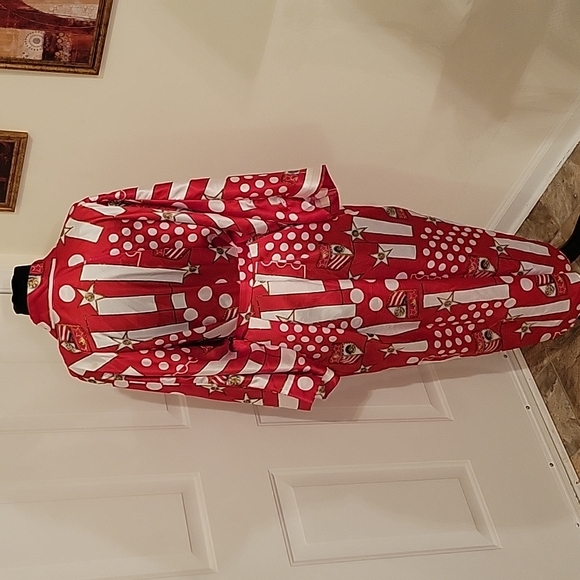 🌟Beautiful Nautical Inspired Robe🌟 - Picture 5 of 13